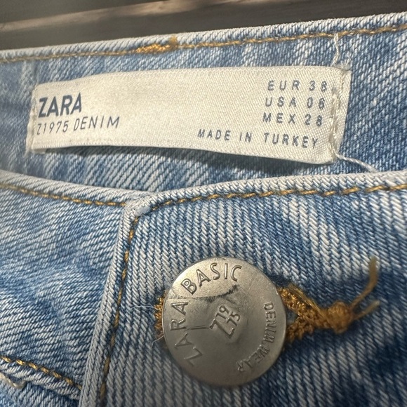Zara Light Blue Straight Leg Jeans - Picture 5 of 8